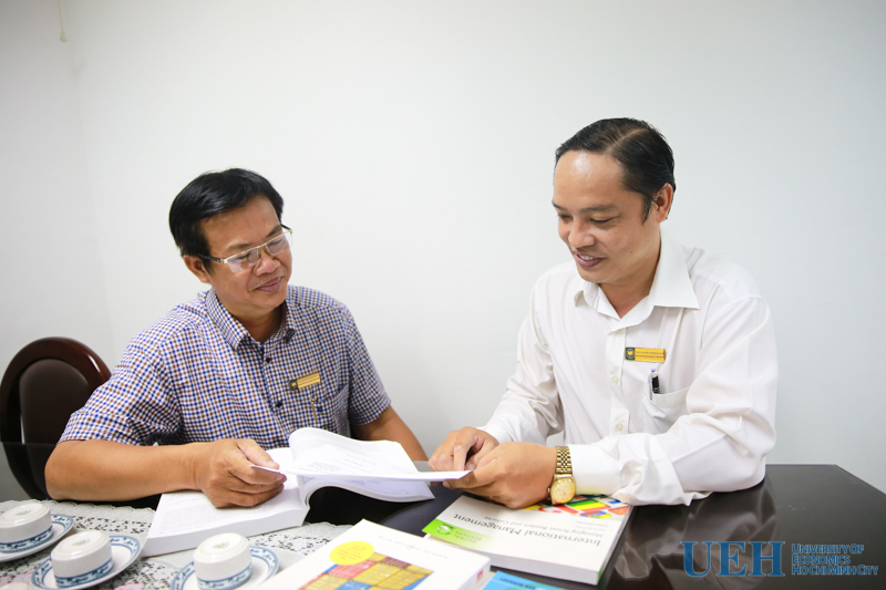 co so vat chat tieng anh 5