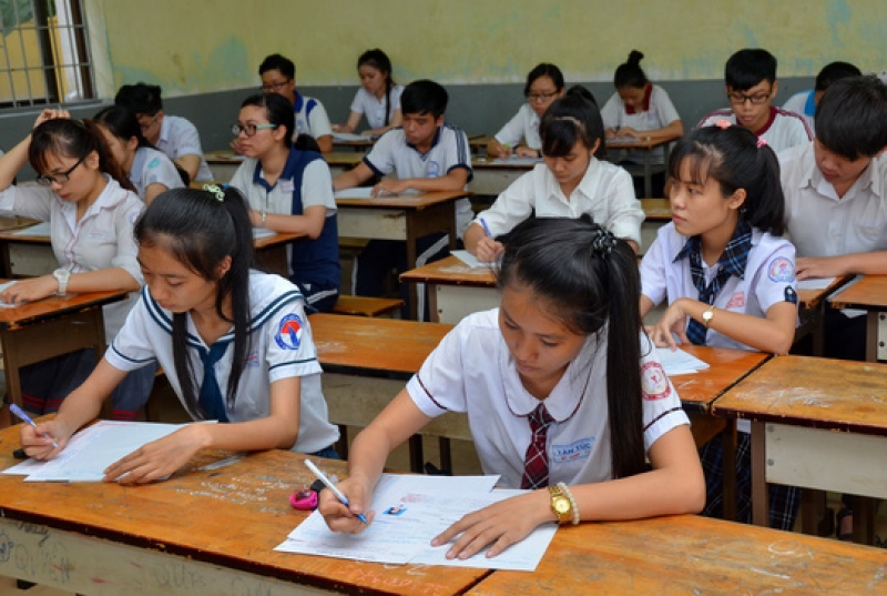 de tuyen sinh lop 10 mon toan nam 2020