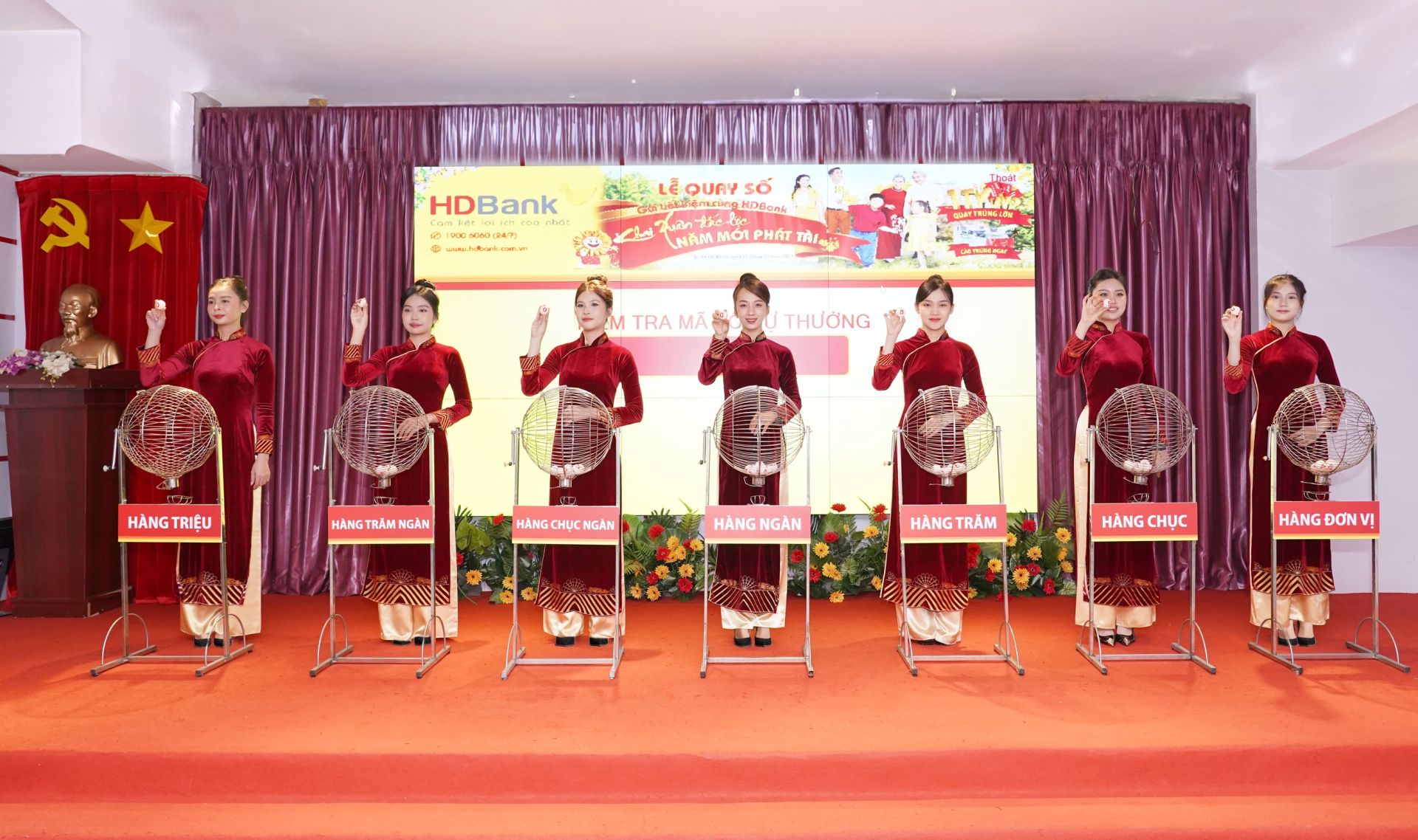 di tim trieu phu momo