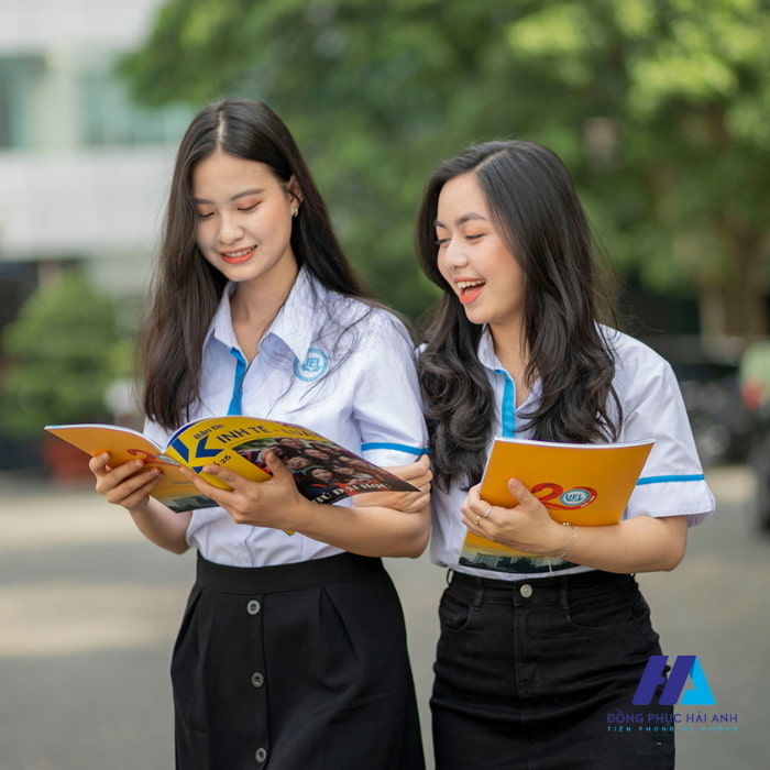 Đứng đắn và lịch sự trong thiết kế áo sơ mi đồng phục UEL