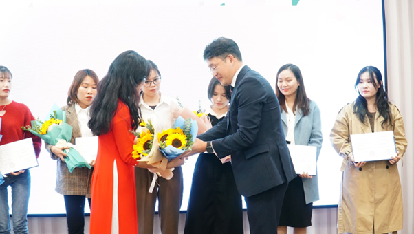 giao vien tieng han 11