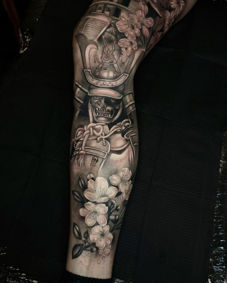 Hình xăm chân samurai cực chất