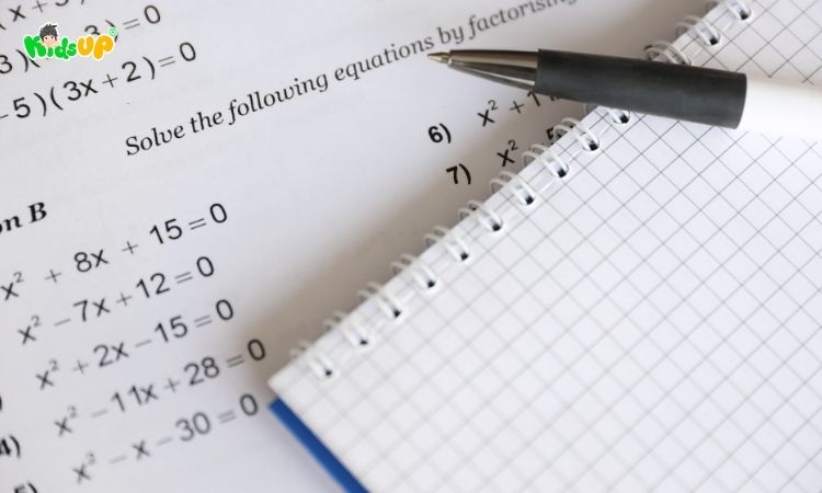 Áp dụng đa thức để lập mô hình vận tốc