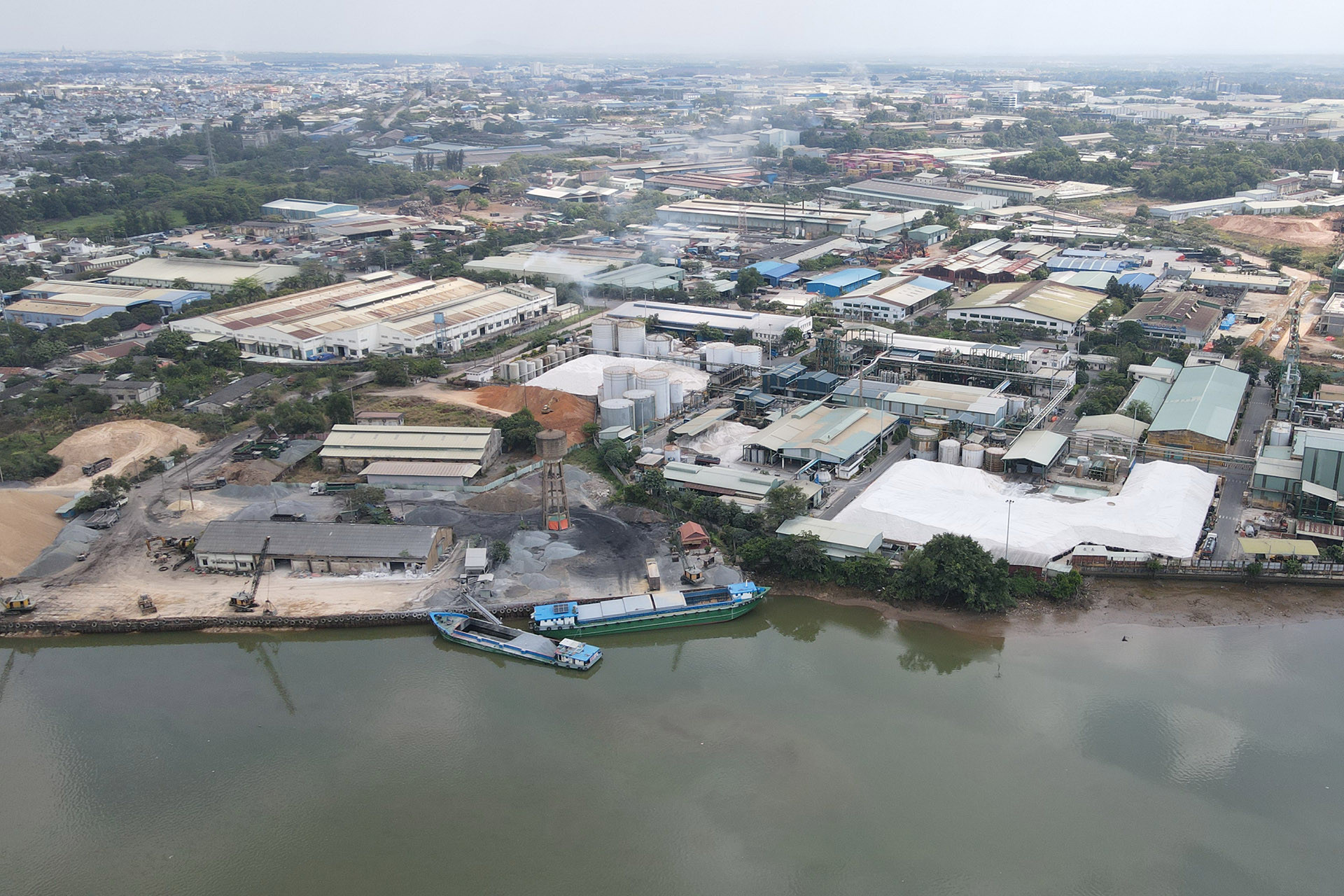 Tháng 1/2024, Ủy ban nhân dân tỉnh Đồng Nai đã quyết định phê duyệt đề án chuyển đổi công năng khu công nghiệp Biên Hòa 1 thành khu đô thị-thương mại-dịch vụ và cải thiện môi trường. Theo đó, đề án được tách hồ sơ đề xuất chấp thuận chủ trương đầu tư khu đô thị thương mại-dịch vụ Biên Hòa 1 thành 2 hồ sơ với quy mô từng dự án.