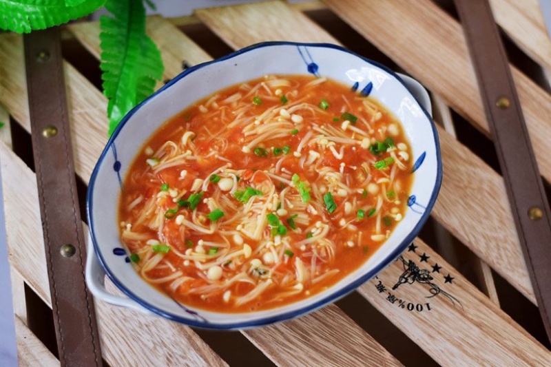 Món nấm kim châm sốt cà chua