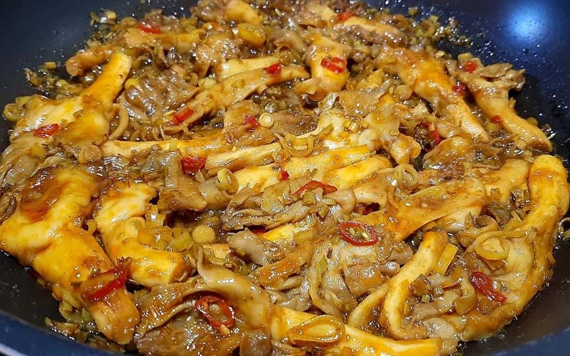 Món nấm bào ngư xào xả ớt