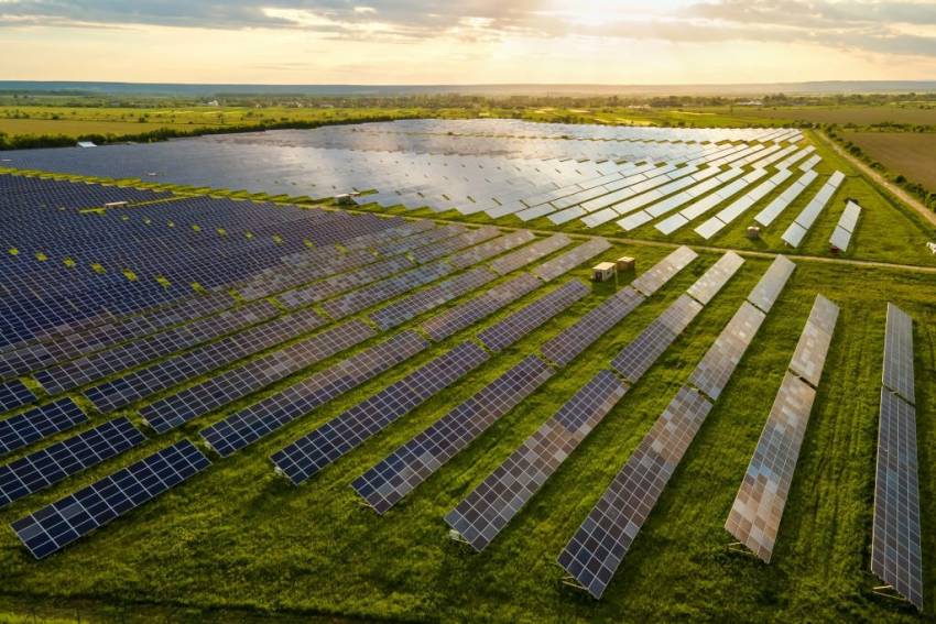 Năng lượng mặt trời thuộc dạng tài nguyên nào ?