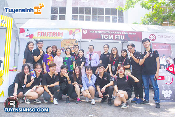 nganh cua dai hoc ngoai thuong 2