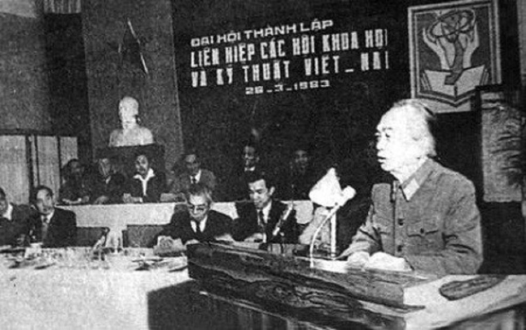 ngay 18 5 la ngay gi 2