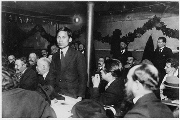 ngay 19 11 la ngay gi 3