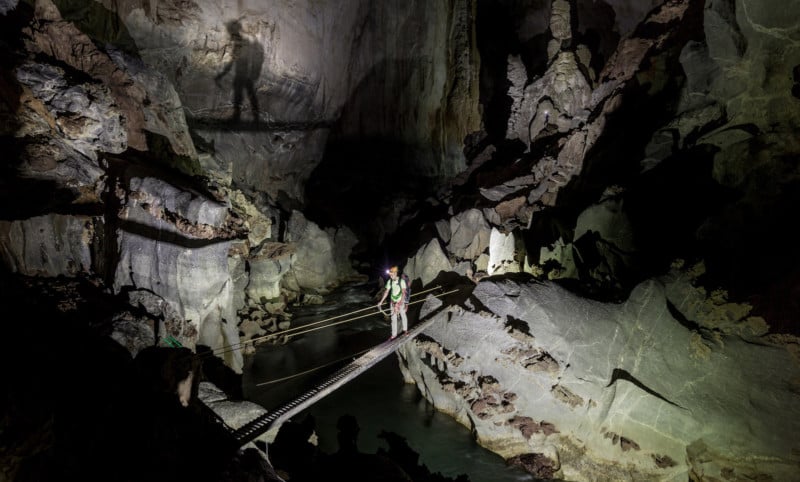 son doong cave is the largest cave in the world 4