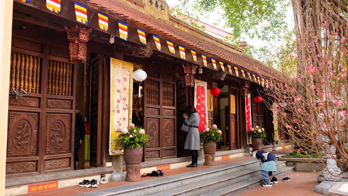 Stt đi chùa đầu năm tịnh tâm