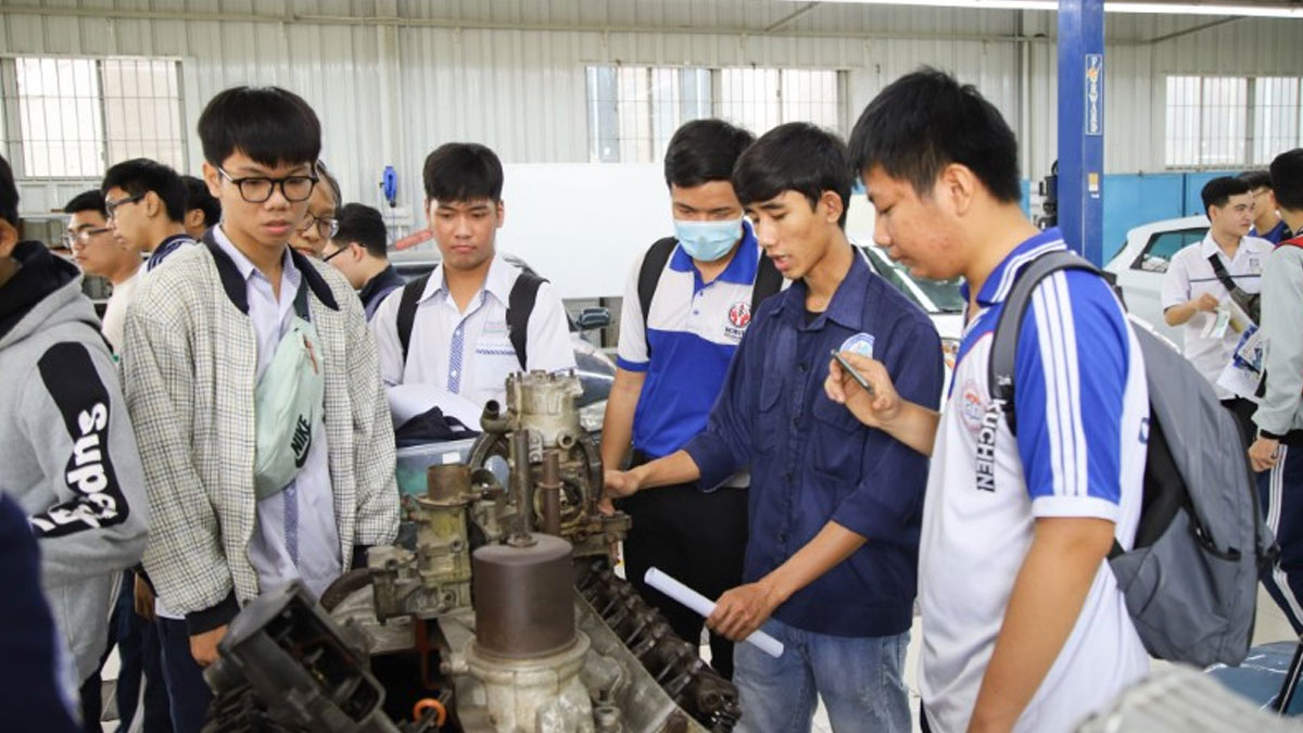 Học phí Sư phạm Kỹ thuật TP.HCM mới nhất