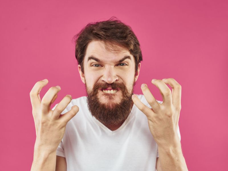 Người nghiện game có xu hướng dễ nổi nóng, cáu gắt