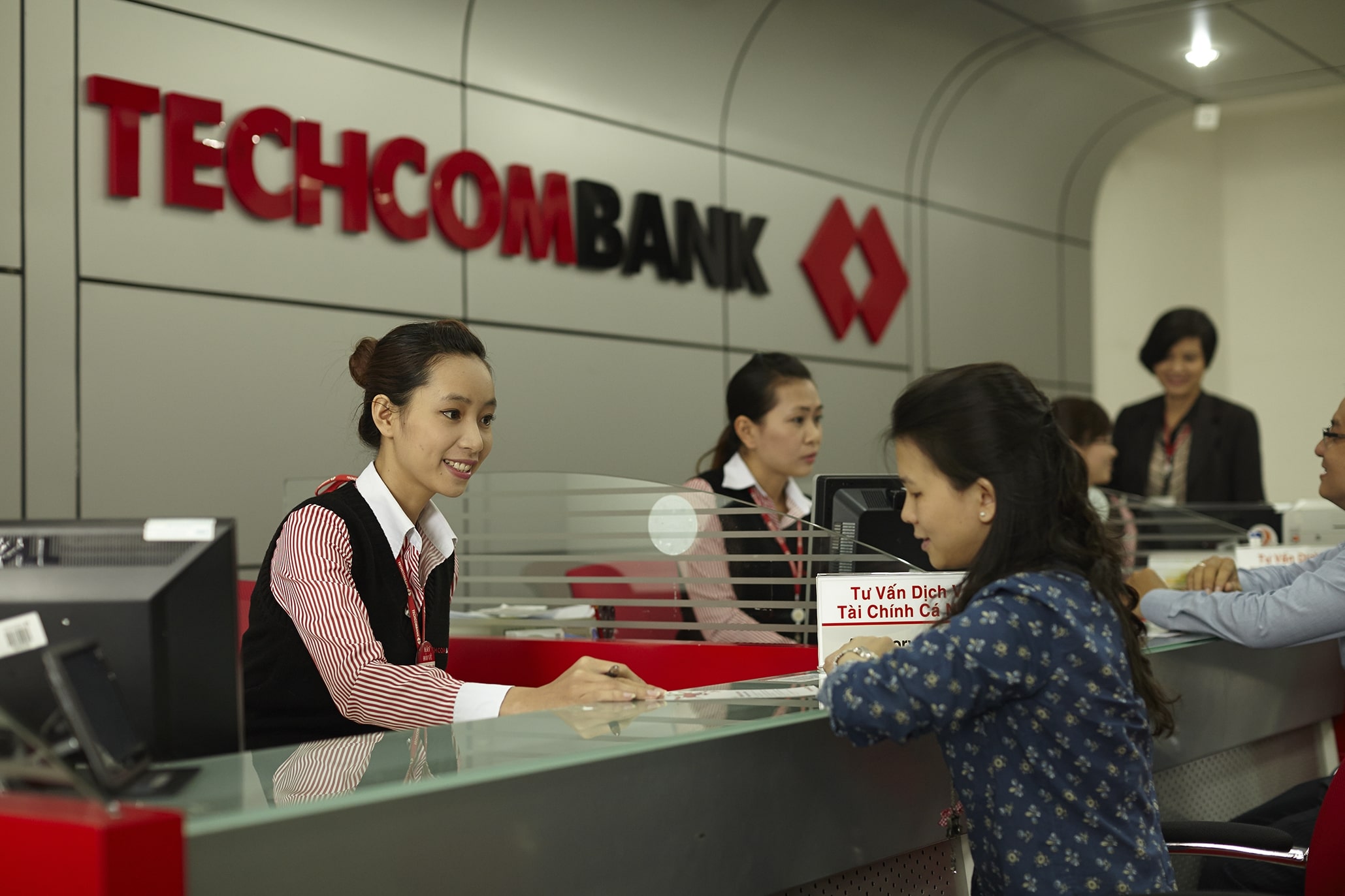 Giới thiệu chi nhánh Techcombank Hà Nội
