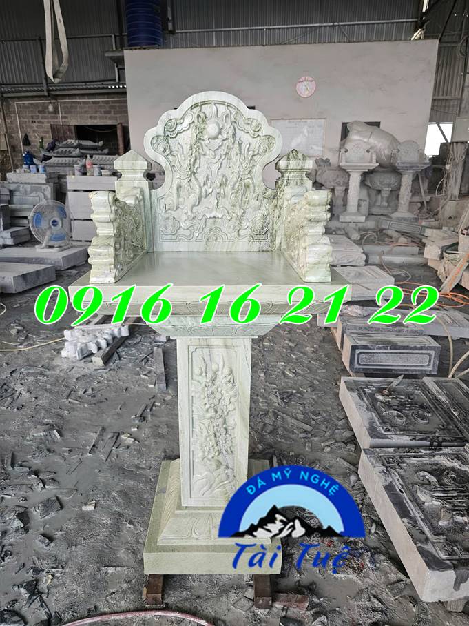 Mẫu cây hương thờ ngoài trời bằng đá xanh ngọc