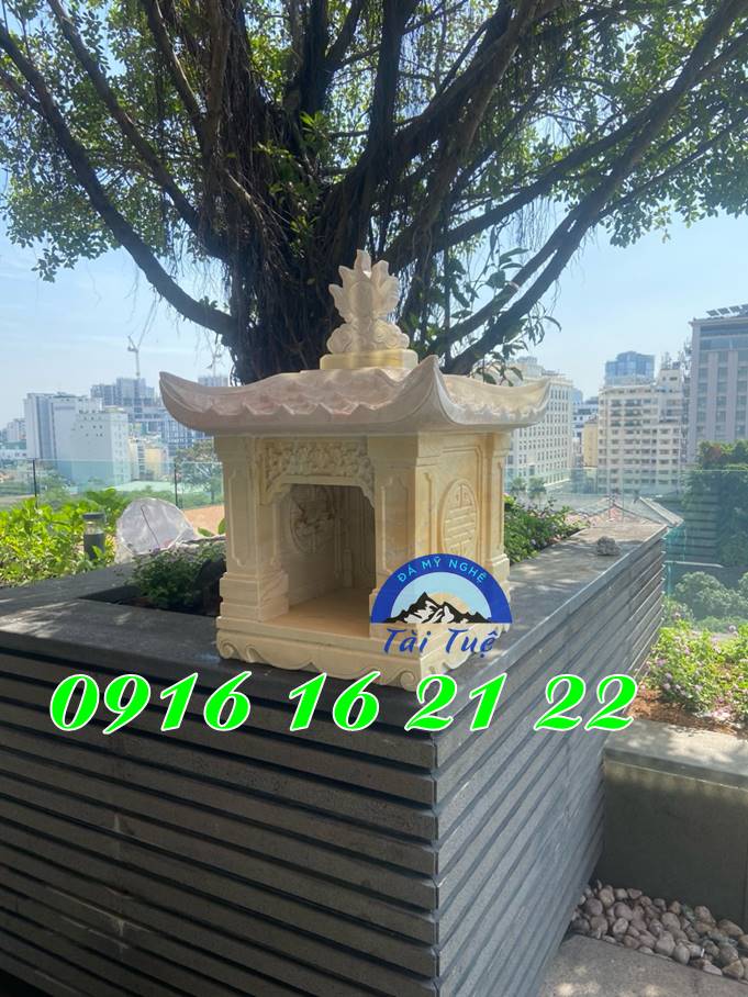 Mẫu cây hương thờ ngoài trời bằng đá vàng 1 mái