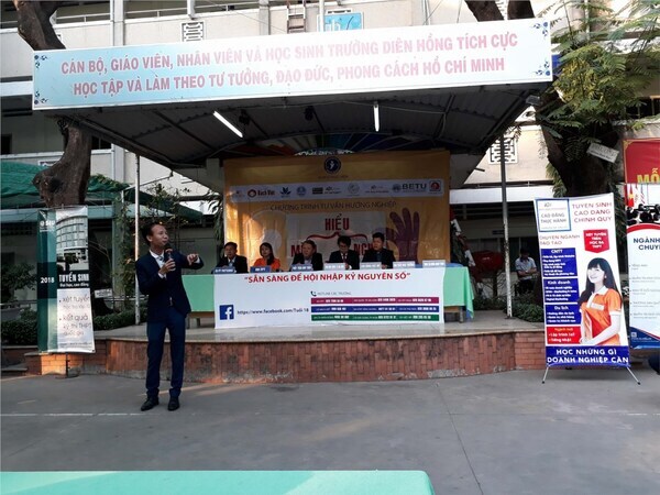 đánh giá trường THPT Diên Hồng có tốt không