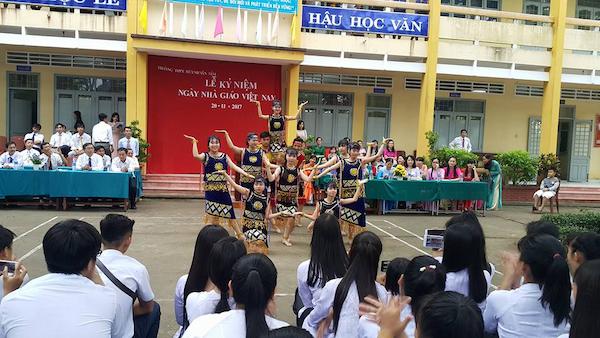 Đánh Giá Trường THPT Huỳnh Văn Sâm - Tiền Giang Có Tốt Không