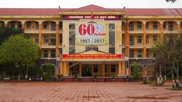 Đánh Giá Trường THPT Lê Quý Đôn - Thái Bình Có Tốt Không?