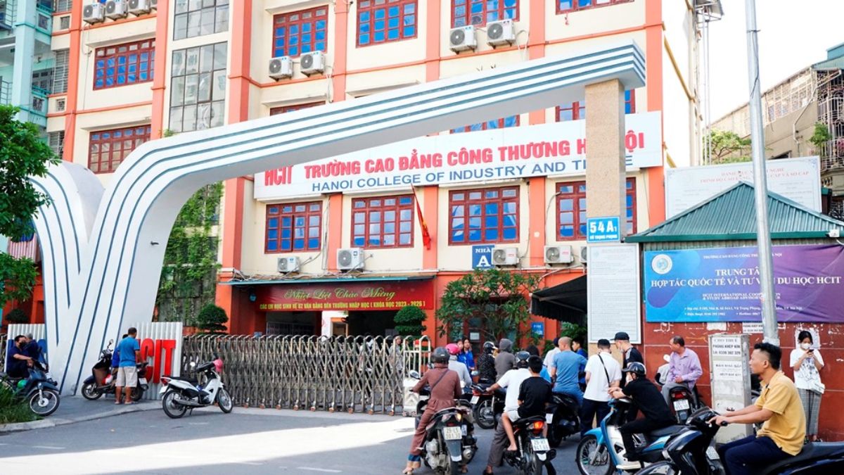 Trường Cao đẳng Công thương Hà Nội là một trong những trường cao đẳng chuẩn quốc tế