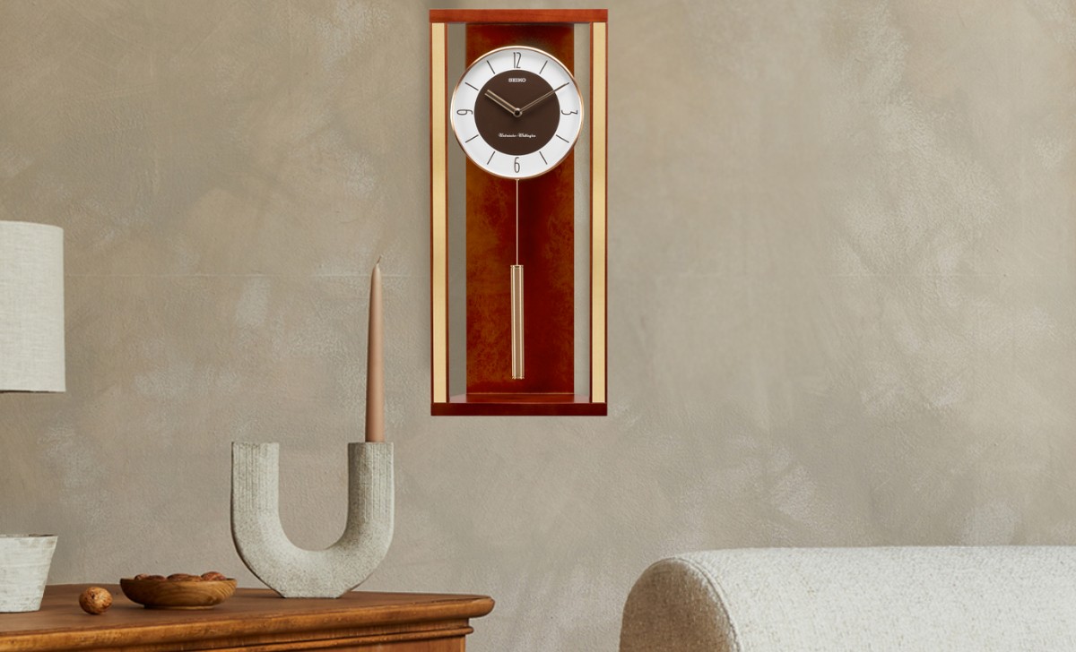Đồng hồ gỗ treo tường Seiko QXH107B