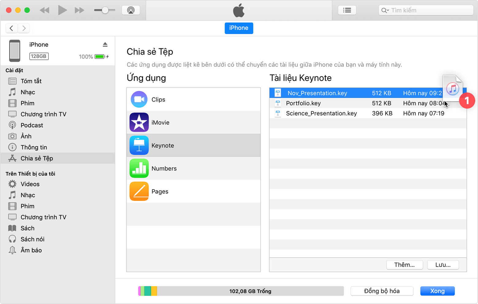 Bong bóng thông báo màu đỏ cho biết một Tài liệu Keynote được chọn để lưu.