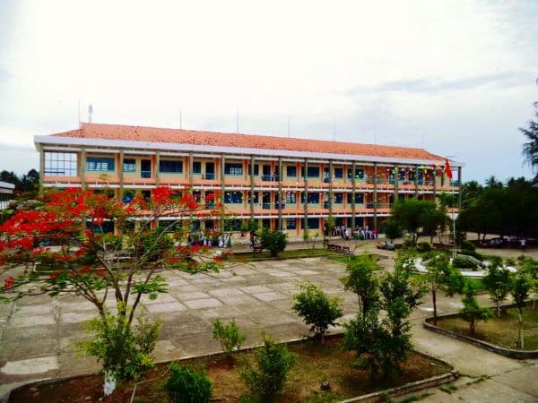Đánh Giá Trường THPT Trần Văn Ơn - Bến Tre Có Tốt Không
