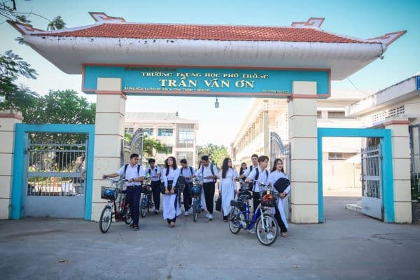 Đánh Giá Trường THPT Trần Văn Ơn - Bến Tre Có Tốt Không