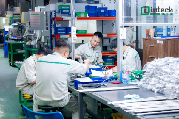 Phân loại nhóm tư liệu sản xuất