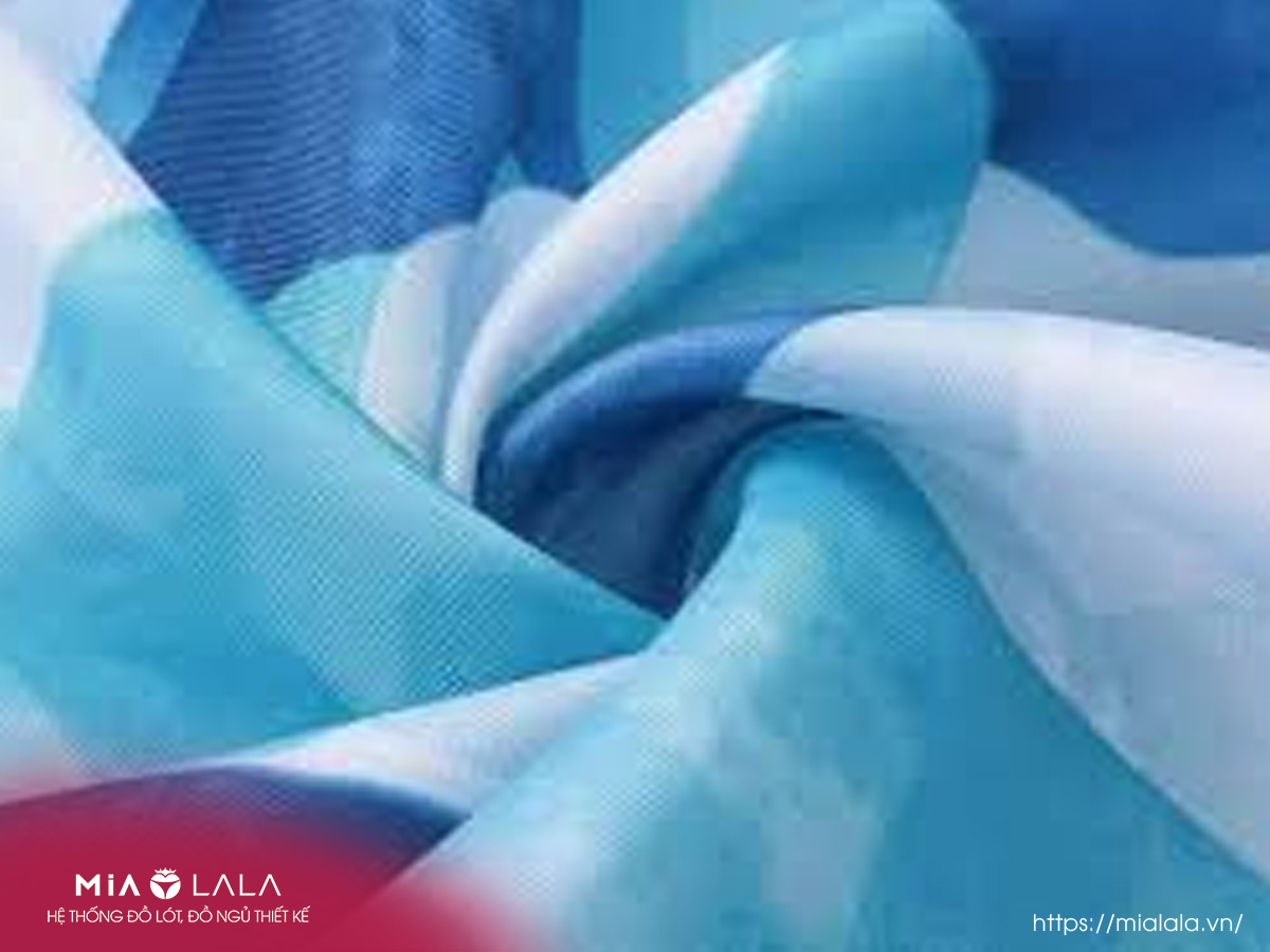 Vải sợi hóa học có nhiều ưu điểm nổi bật