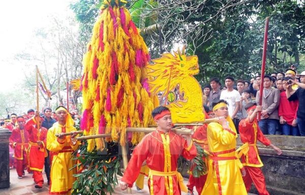 van hoa truyen thong trong xa hoi hien dai 1