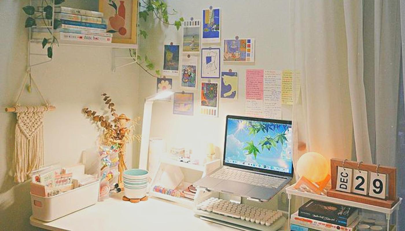 Tranh vẽ dán tường tạo điểm nhấn cho góc học tập (Nguồn: Sưu tầm)