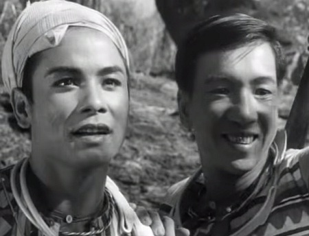 A Phủ bên người đồng đội A Sinh (nam diễn viên Trịnh Thịnh)