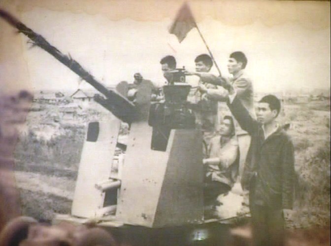 Description: https://tailieuhoctap.edu.vn/wp-content/uploads/2026/03/vua-chien-tranh-2.jpg