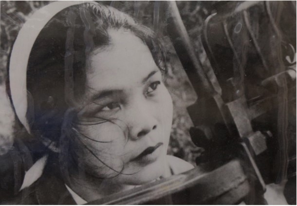 Description: D:1B Sach lich su Cong ThuongChuong 4tu ve Mai Dong.jpg