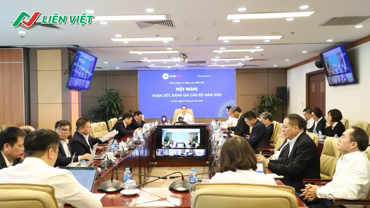 Bản tự nhận xét, đánh giá cán bộ đóng vai trò quan trọng trong hàng ngũ cán bộ hiện nay