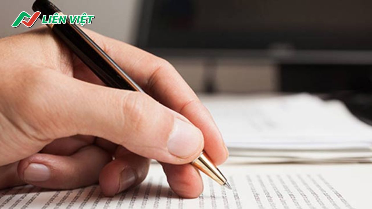 Hướng dẫn cách viết bản tự nhận xét đánh giá cán bộ đúng chuẩn