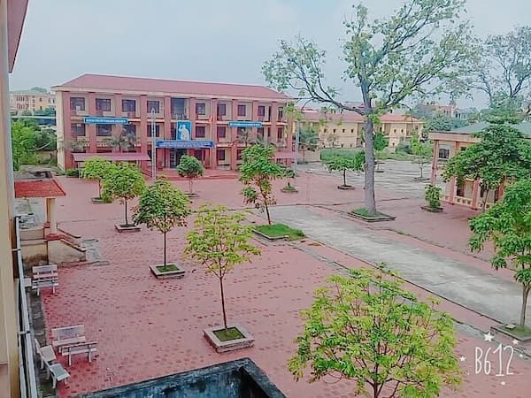 Đánh giá Trường THPT Ân Thi - Hưng Yên có tốt không