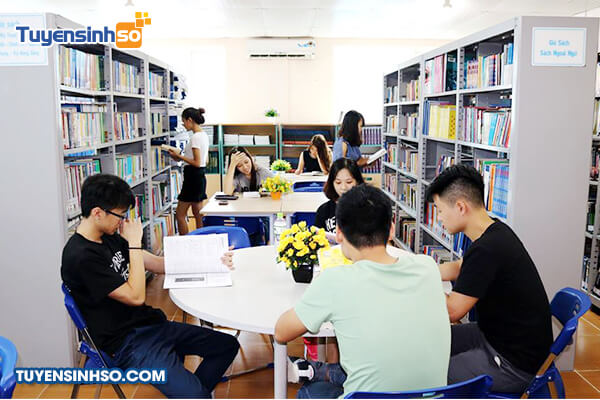 dai hoc nguyen trai o dau 1