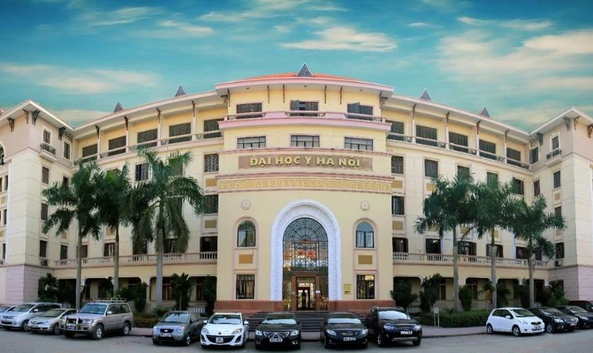 Các yếu tố ảnh hưởng đến Học phí đại học Y Hà Nội