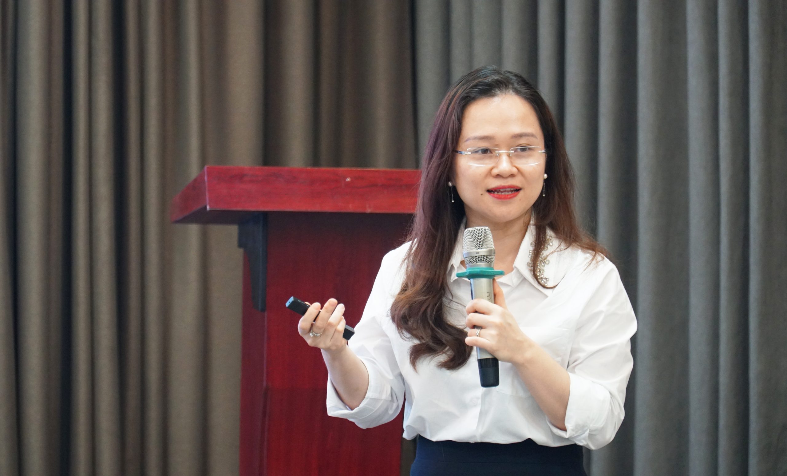 dinh huong tieng anh 11