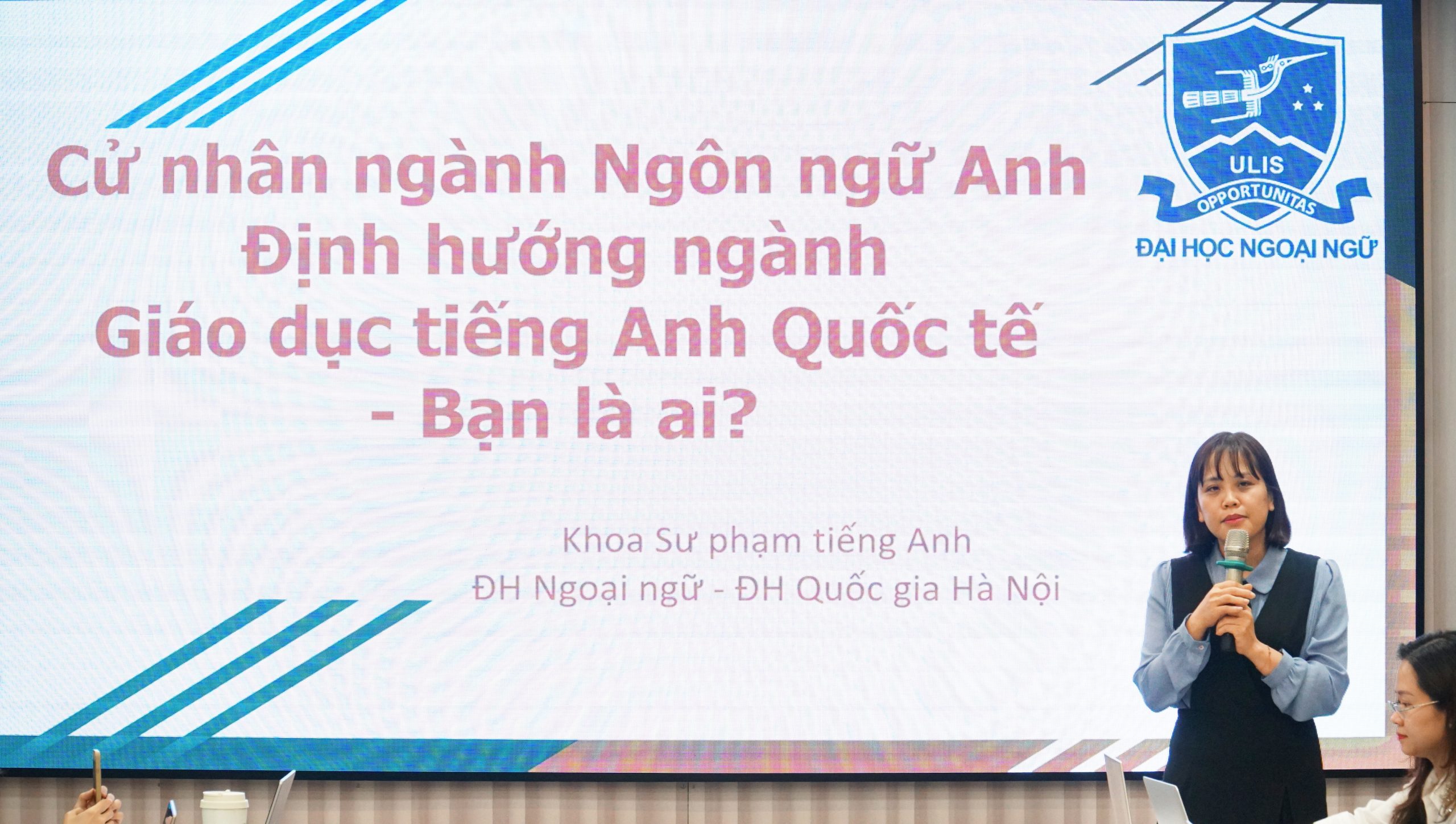 dinh huong tieng anh 3