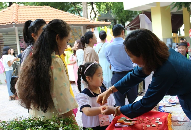 Học sinh, sinh viên là nhóm bắt buộc phải mua bảo hiểm y tế, nhưng được nhà nước hỗ trợ mức đóng