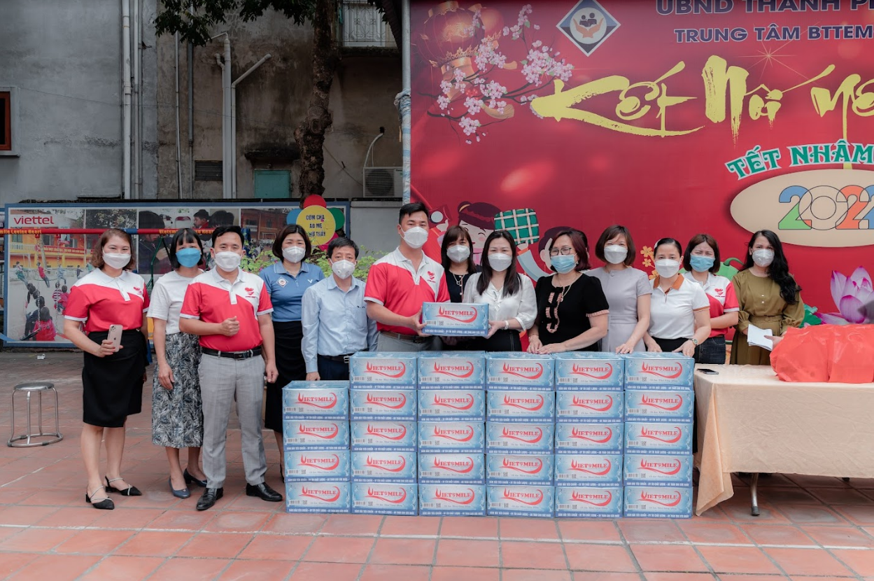 Thiện nguyện và từ thiện là gì?