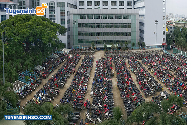 hoc phi truong dai hoc cong nghiep tp hcm 1