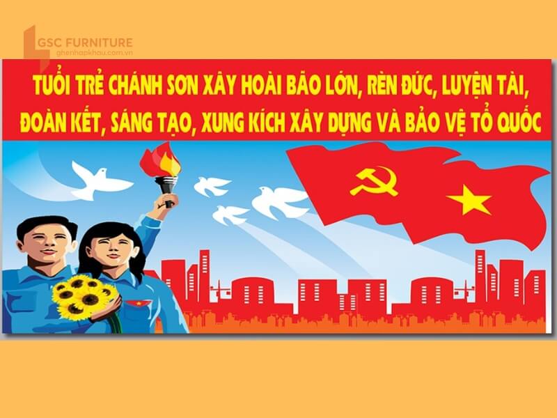 Tranh cổ động thanh niên xây dựng và bảo vệ tổ quốc treo ở trường học