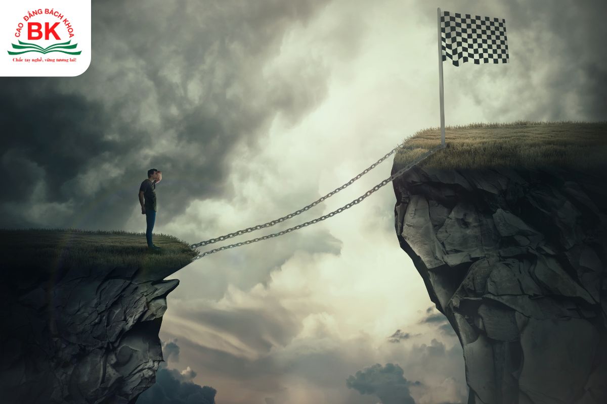 Thí sinh khối Toán Văn Nga thường gặp những cơ hội và khó khăn gì khi học?