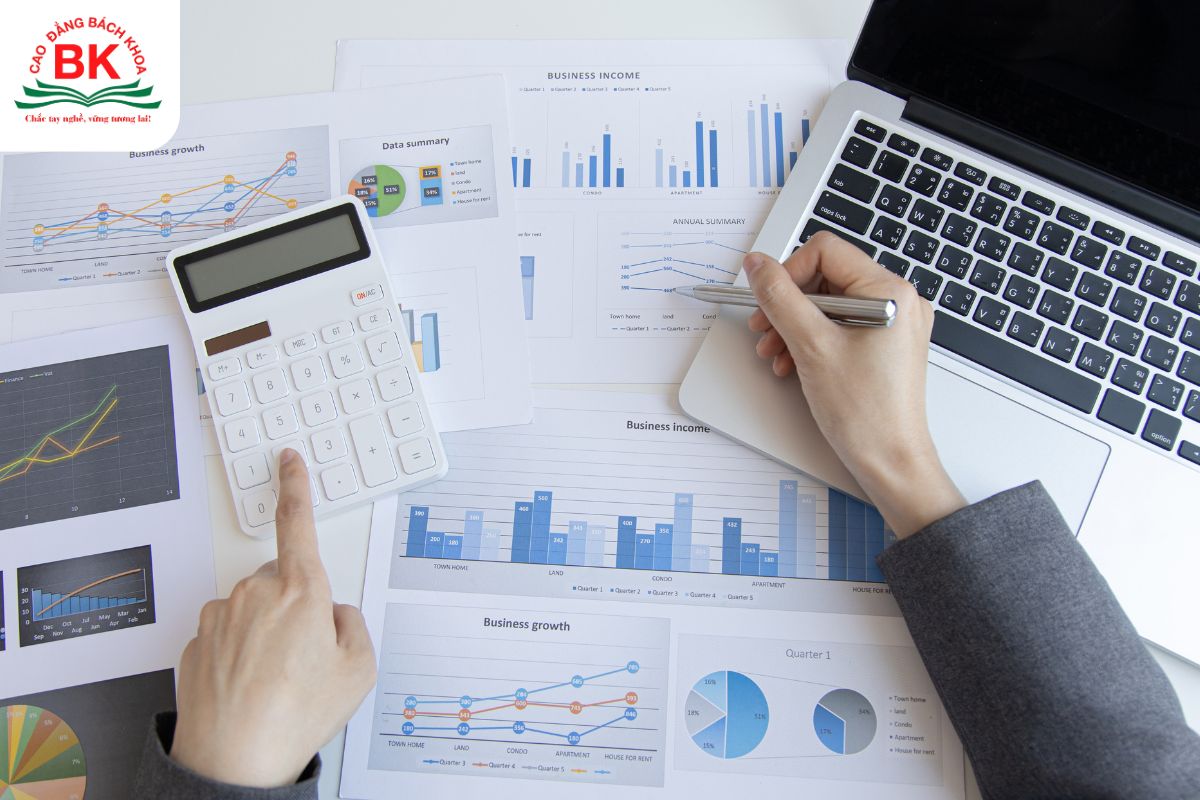 Thí sinh học tiếng Nga có thể phát triển sự nghiệp bản thân trong lĩnh vực Quản lý - Kinh doanh năng động