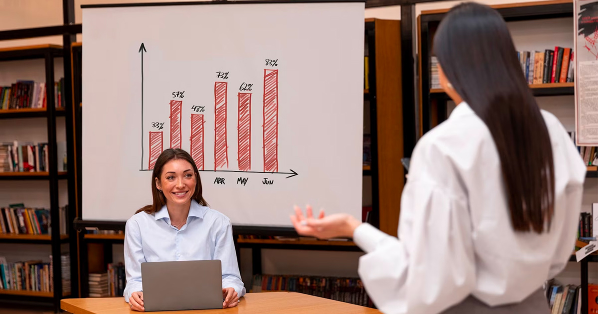 Kỹ năng quan sát tốt thể hiện qua giao tiếp, tư duy phản biện, trí tuệ cảm xúc, chú ý đến các chi tiết nhỏ